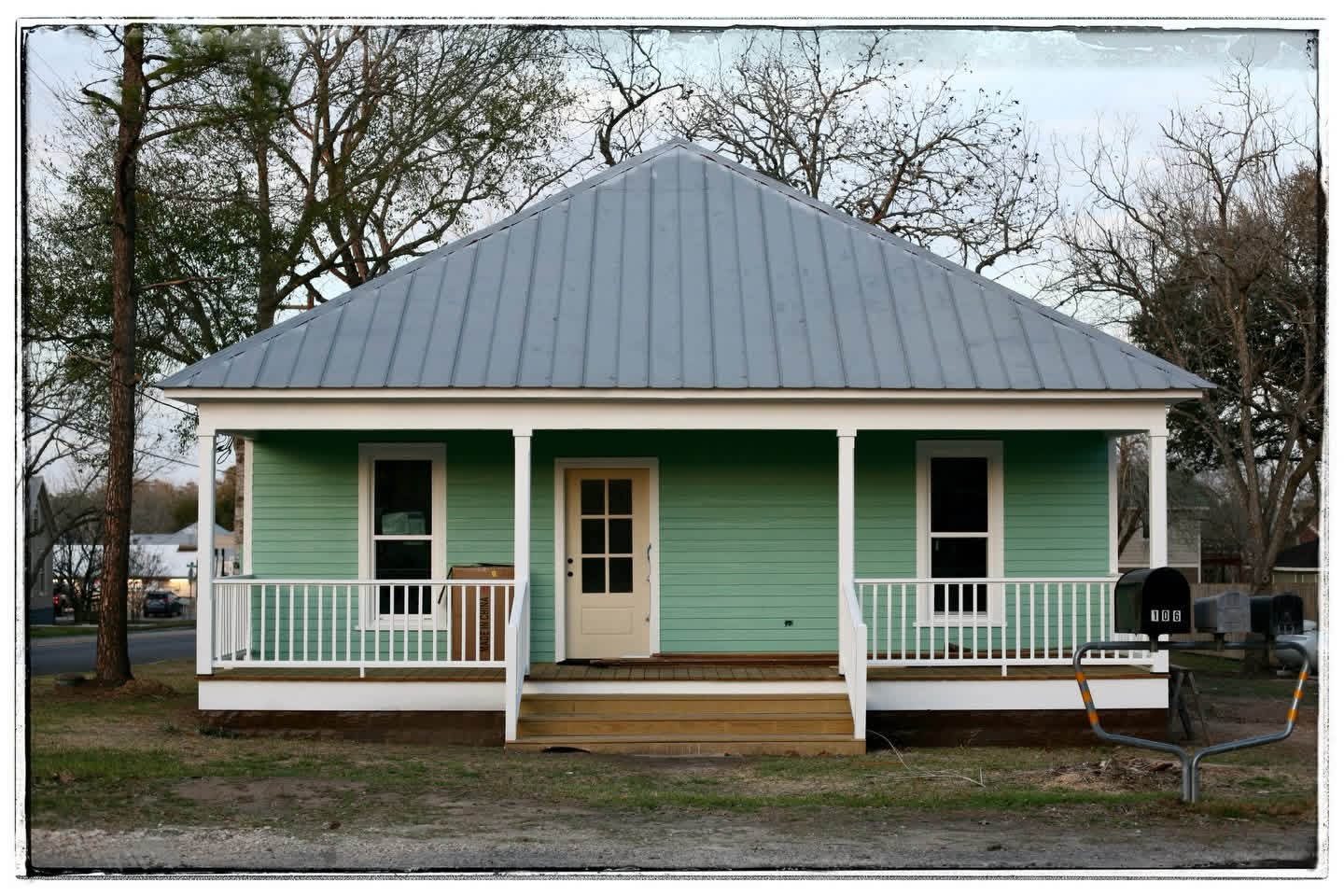 Mint Cottage with Wrap Porch